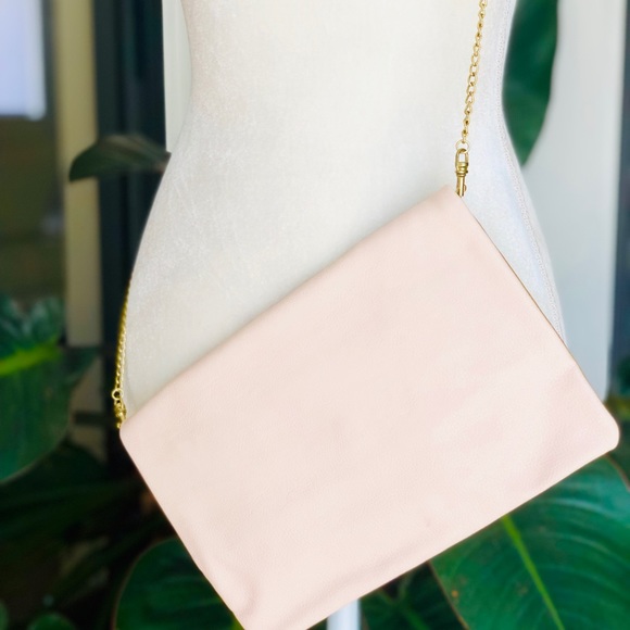 ❌SOLD ❌ H&M crossbody - Picture 3 of 8